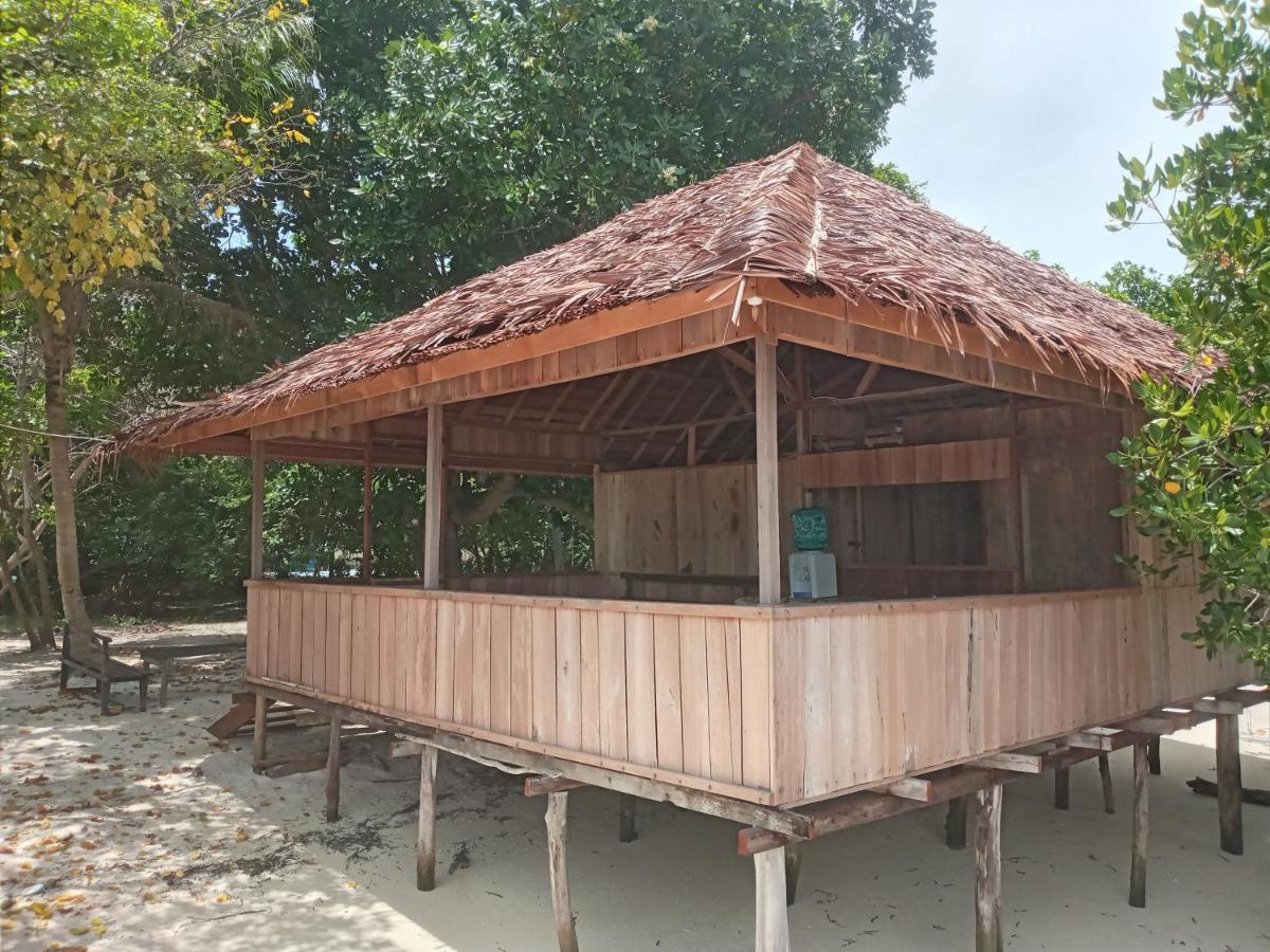 Arborek Diving Homestay R4 Besir Dış mekan fotoğraf