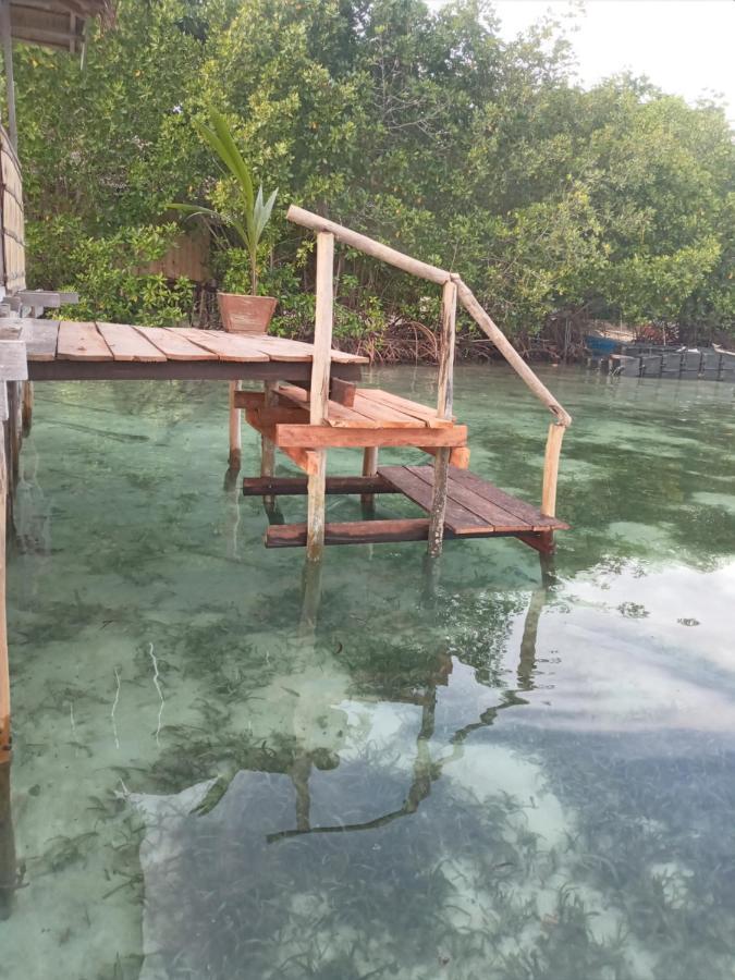 Arborek Diving Homestay R4 Besir Dış mekan fotoğraf