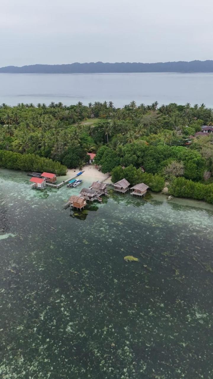 Arborek Diving Homestay R4 Besir Dış mekan fotoğraf
